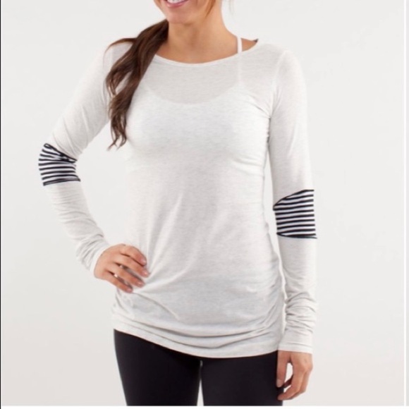 lululemon athletica Tops - Lululemon Devotion Long Sleeve Tee - Size 10